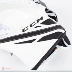 CCM Extreme Flex E4.9 Intermediate Goalie Catcher - Source Exclusive -The Hockey Hub Sales Store ccm catchers ccm extreme flex e4 9 intermediate goalie catcher source exclusive 5323902353474