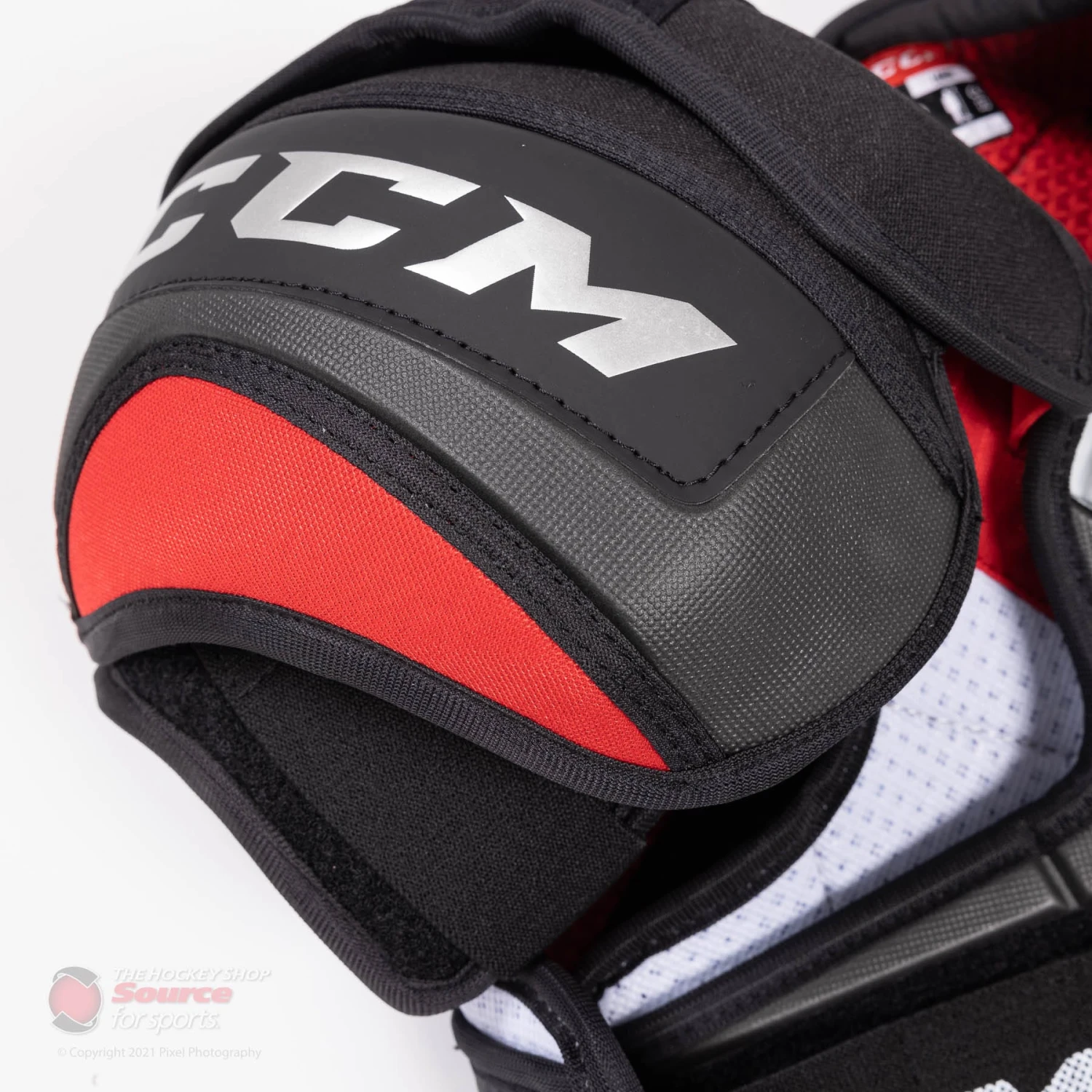 CCM Jetspeed FT4 Junior Hockey Shoulder Pads 7 CCM Jetspeed FT4 Junior Hockey Shoulder Pads - Image 7