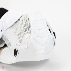 Vaughn Ventus SLR2-ST Pro Carbon Senior Goalie Catcher -The Hockey Hub Sales Store vaughn catchers vaughn ventus slr2 st pro carbon senior goalie catcher 5670463373378