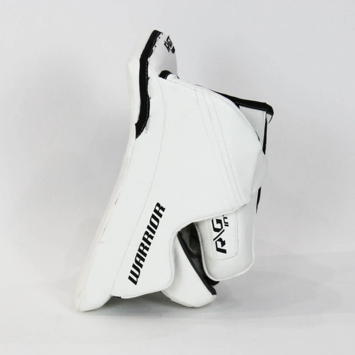 Warrior Ritual GT Intermediate Goalie Blocker - Demo A 2 Warrior Ritual GT Intermediate Goalie Blocker - Demo A - Image 2