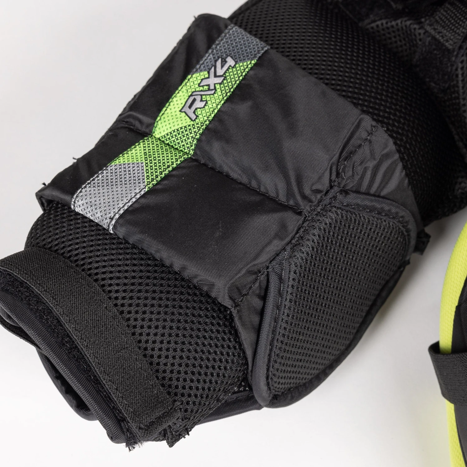 Warrior Ritual X4 E Youth Chest & Arm Protector 4 Warrior Ritual X4 E Youth Chest & Arm Protector - Image 4